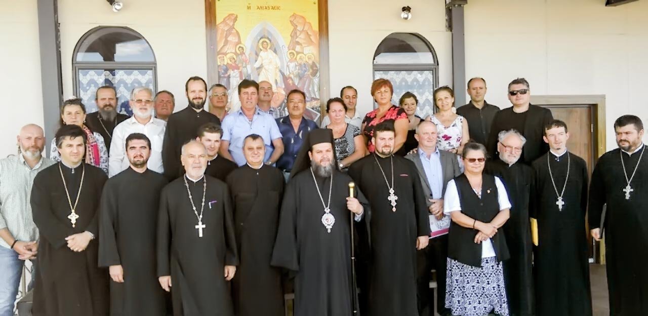 Adunări eparhiale în Ungaria şi Australia 65009