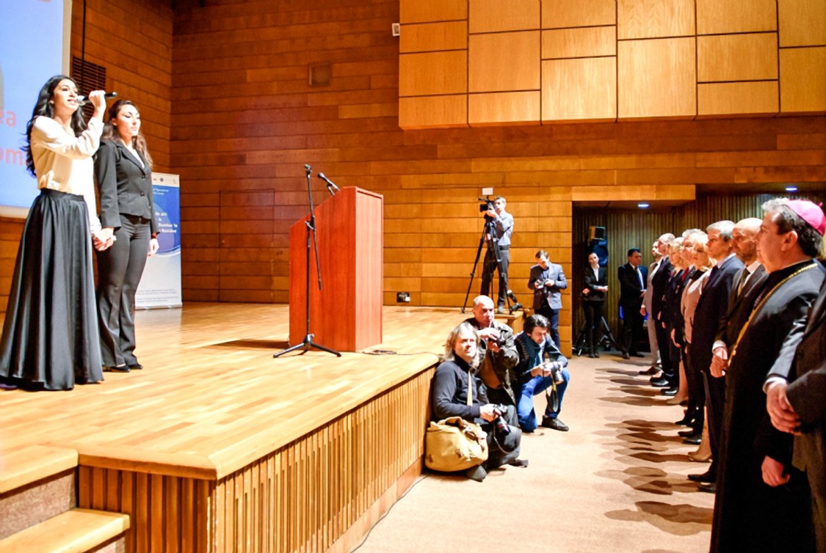 Minoritatea Romilor, de la robie la libertate şi speranță 64785