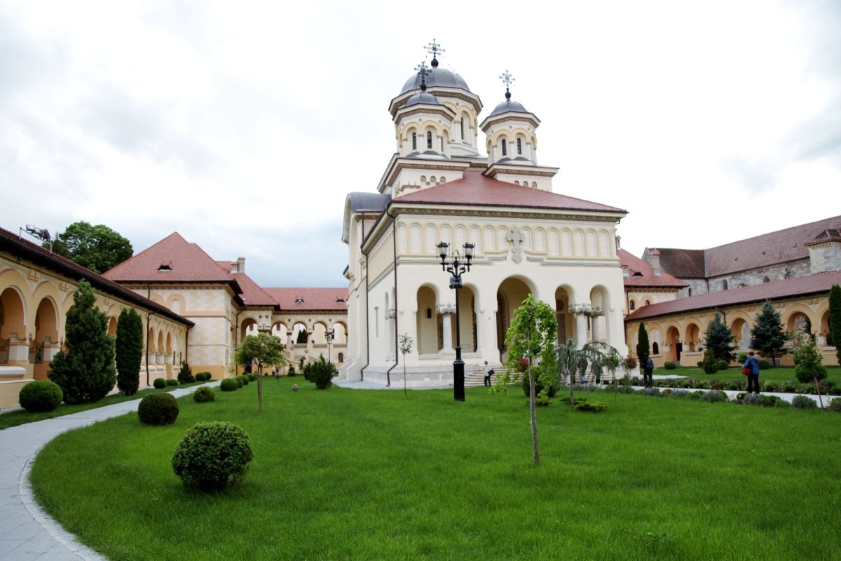 Slujiri arhiereşti în Transilvania 64755