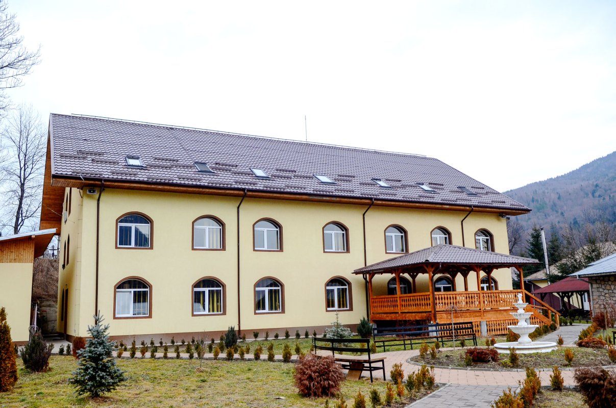 Un exemplu de slujire a aproapelui la Hârja 64725