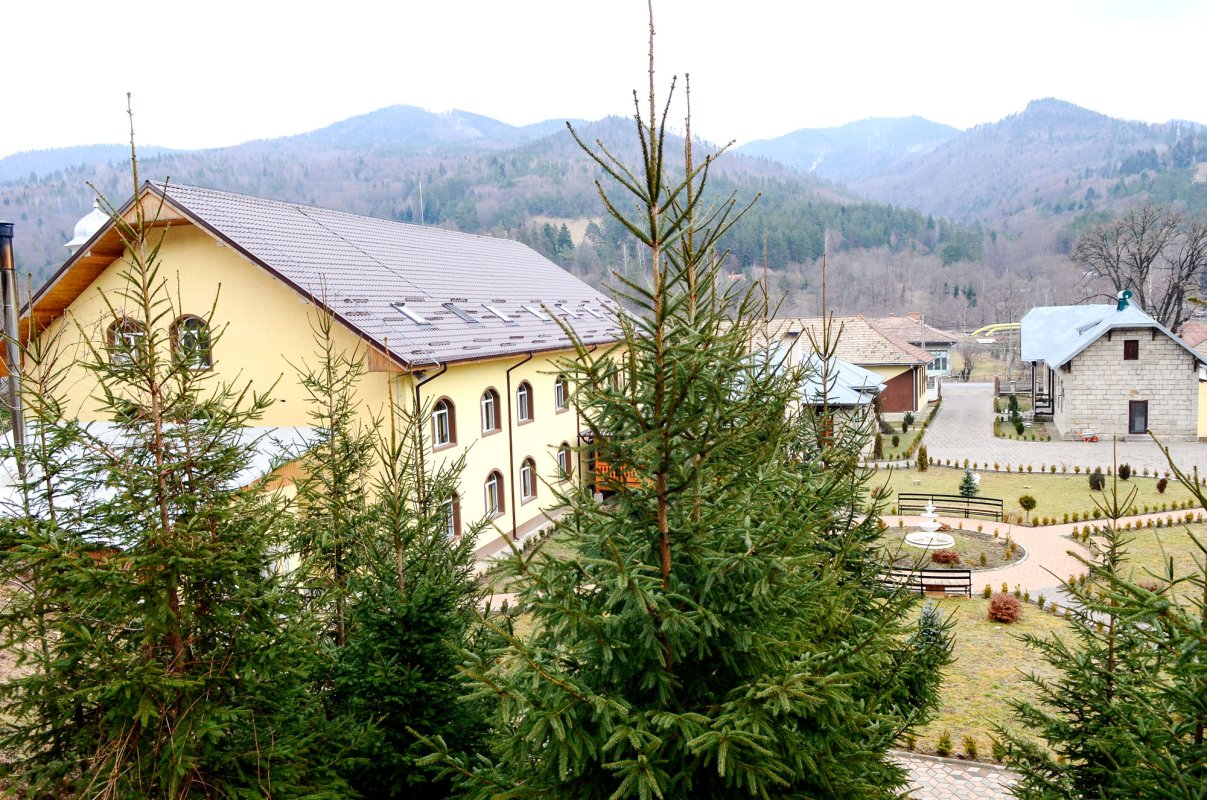 Un exemplu de slujire a aproapelui la Hârja 64728