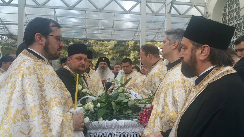 Părintele Constantin Leonte, printre mii de flori spre ceruri 64634