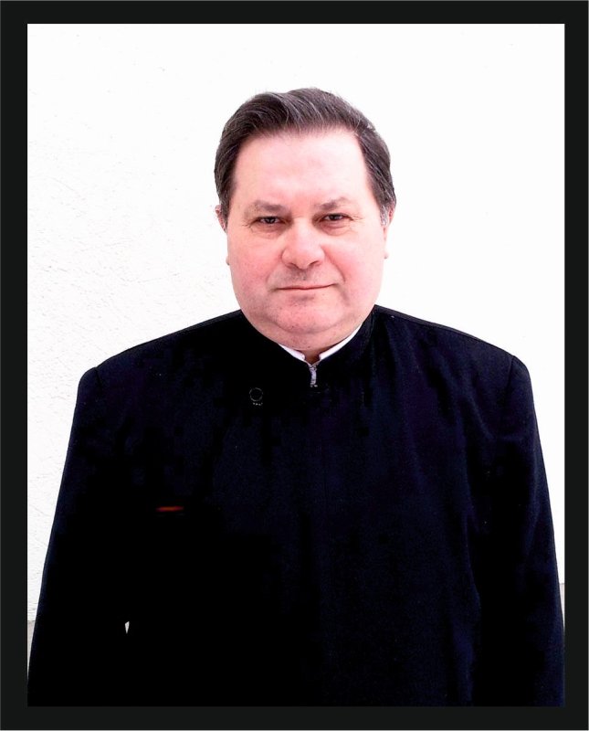 Părintele Constantin Leonte, printre mii de flori spre ceruri 64635