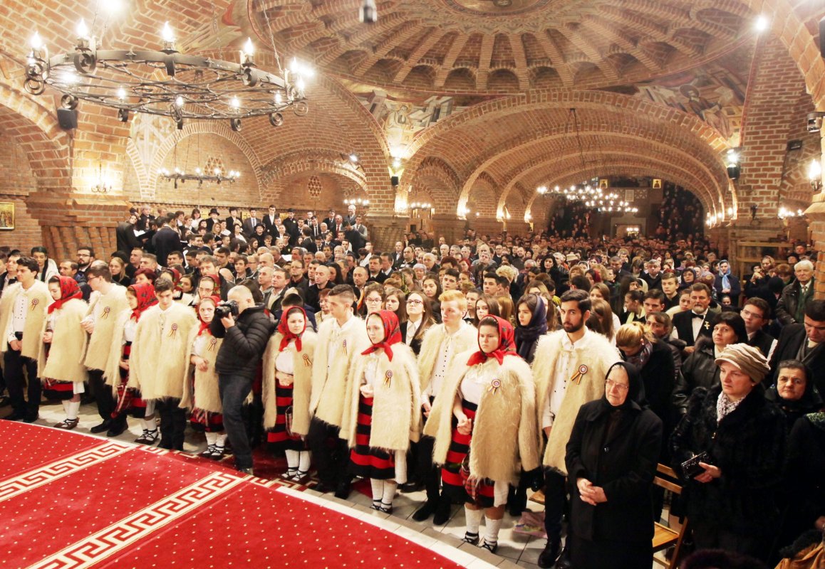 Slujiri arhiereşti în Duminica a 33-a după Rusalii 64643