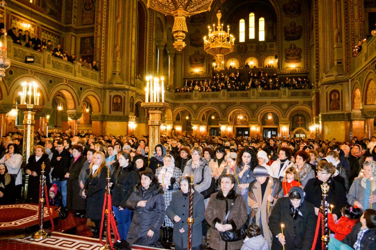 Slujiri arhierești în Mitropolia Banatului 64657