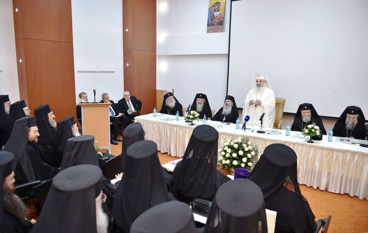 Adunarea Naţională Bisericească întrunită la Bucureşti 64553