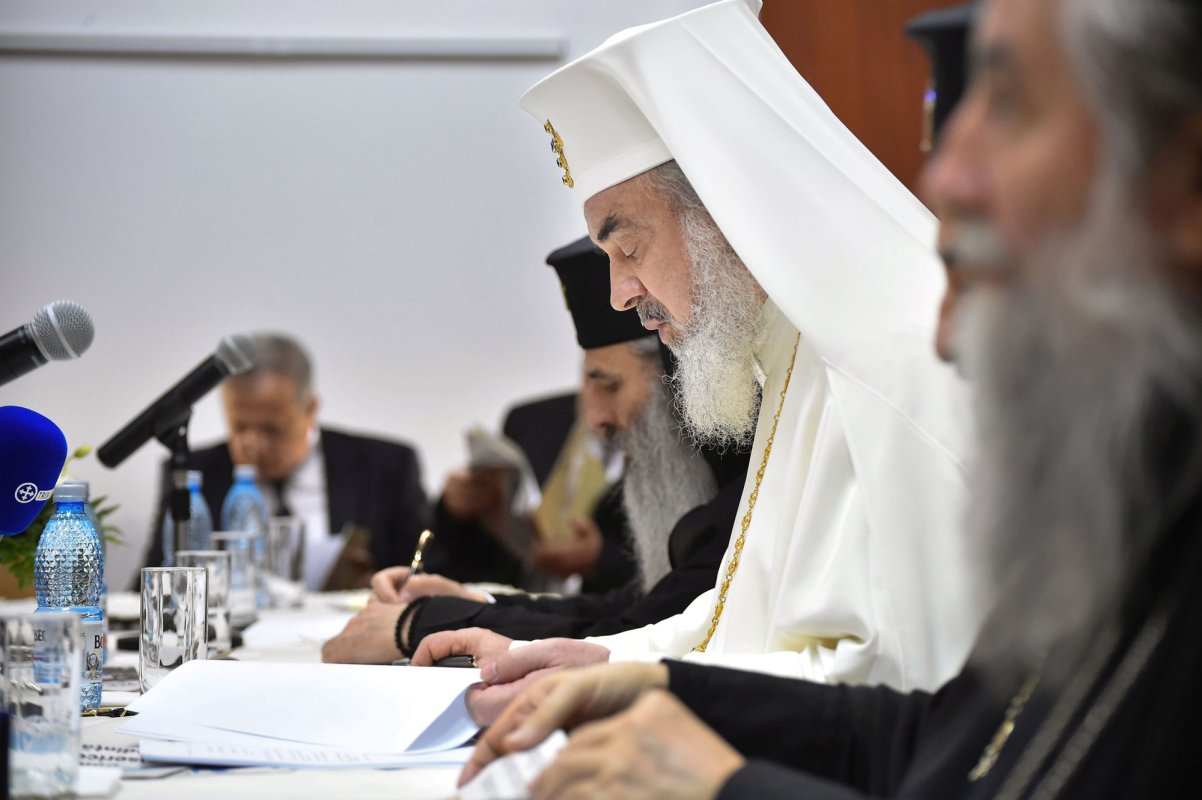 Adunarea Naţională Bisericească întrunită la Bucureşti 64554