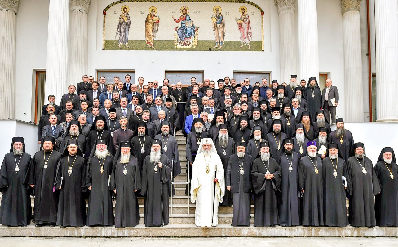 Adunarea Naţională Bisericească întrunită la Bucureşti 64560