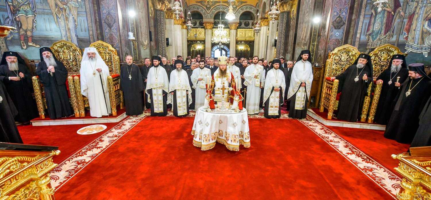 Adunarea Naţională Bisericească întrunită la Bucureşti 64563