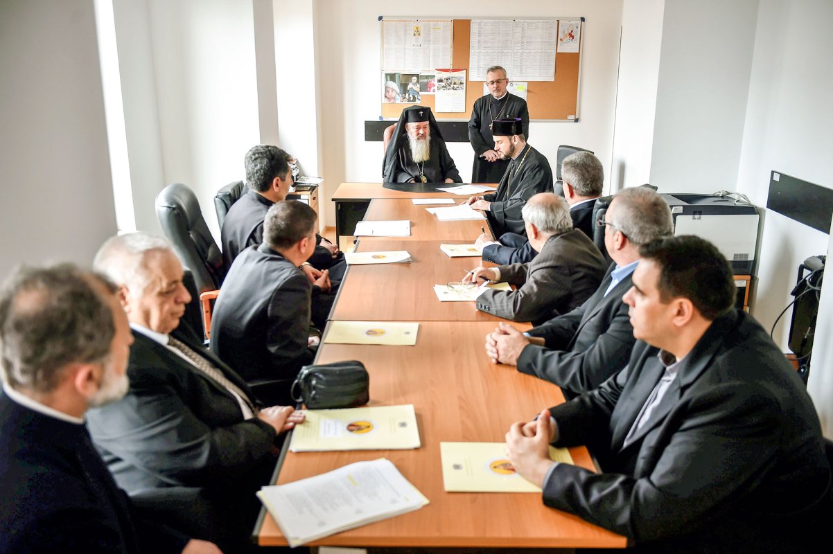 Adunarea Naţională Bisericească întrunită la Bucureşti 64564