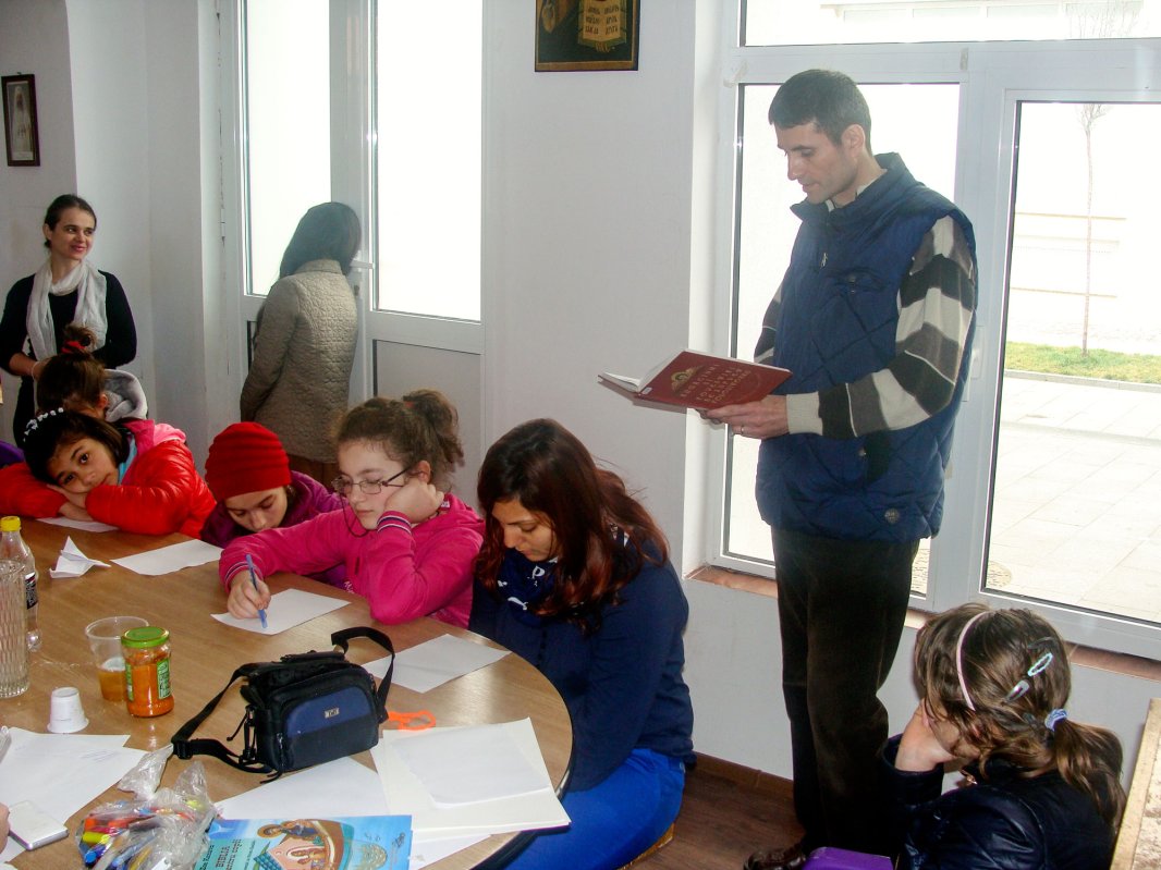 „Rolul familiei creştine în actualitate” 64542