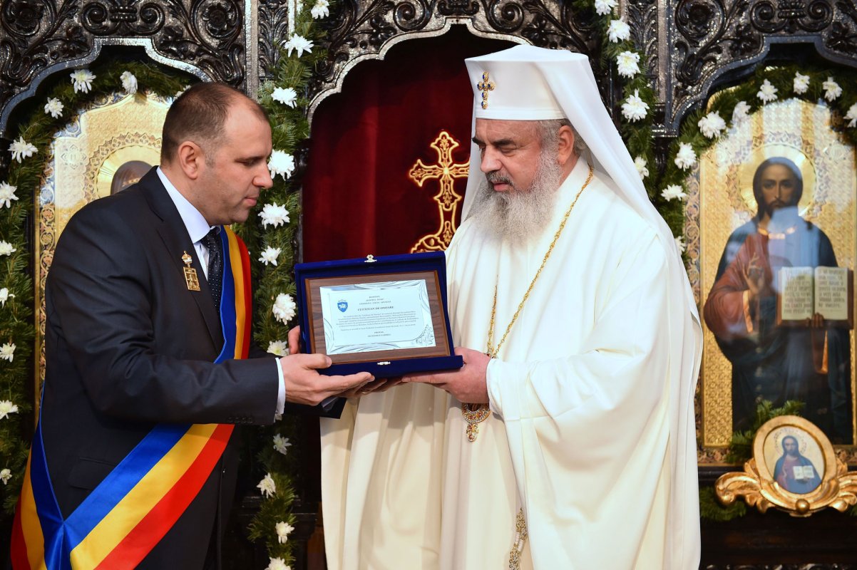 A fost sfinţită pictura bisericii Parohiei Afumaţi II 64387