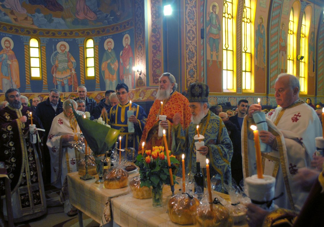 Slujiri chiriarhale la Timișoara, Arad 64314