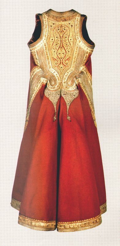 Un album despre moda din Ţara Românească 64348