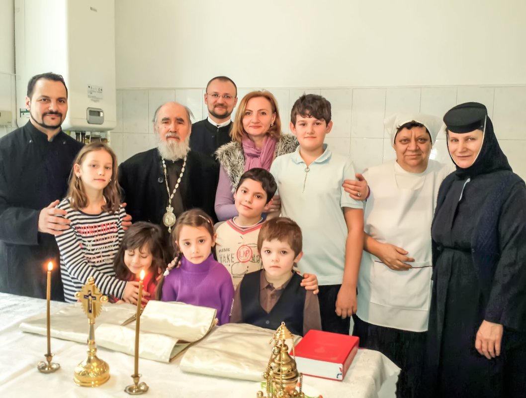 Cantina socială „Sfântul Nicolae” - 9 ani de activitate 64249