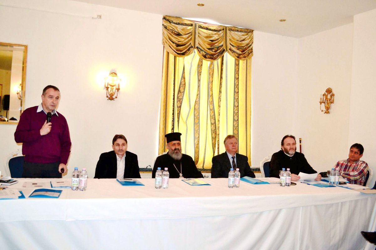 375 de copii din judeţul Alba sprijiniţi să nu abandoneze şcoala 64165