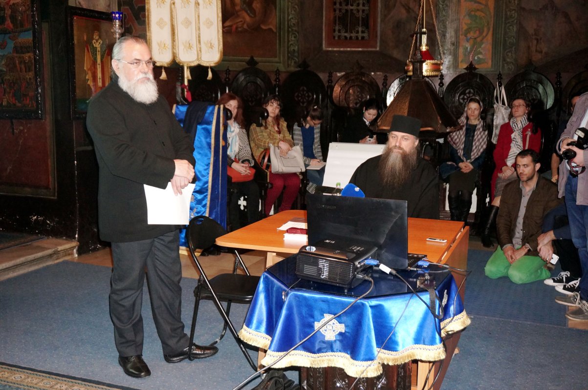 Conferinţă despre educaţie la Mănăstirea Antim 64222