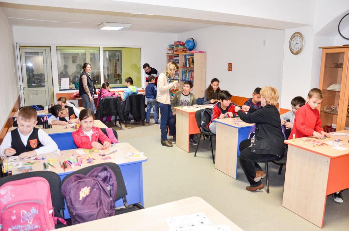 Ateliere de creație în centre de zi 64120