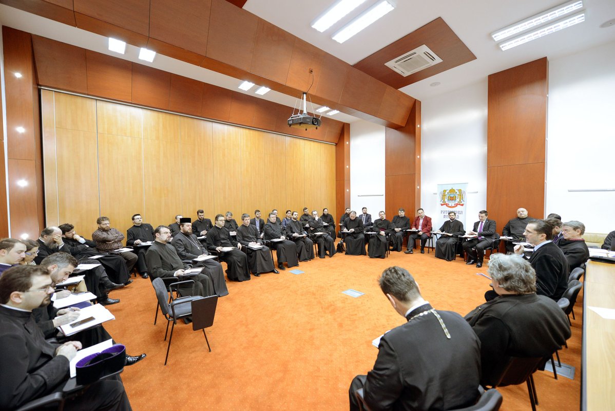 Strategie de comunicare unitară 64122