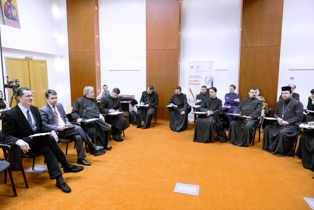 Strategie de comunicare unitară 64123