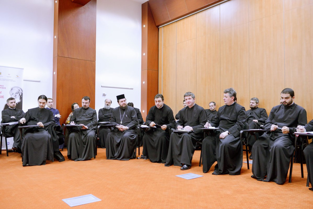 Strategie de comunicare unitară 64124