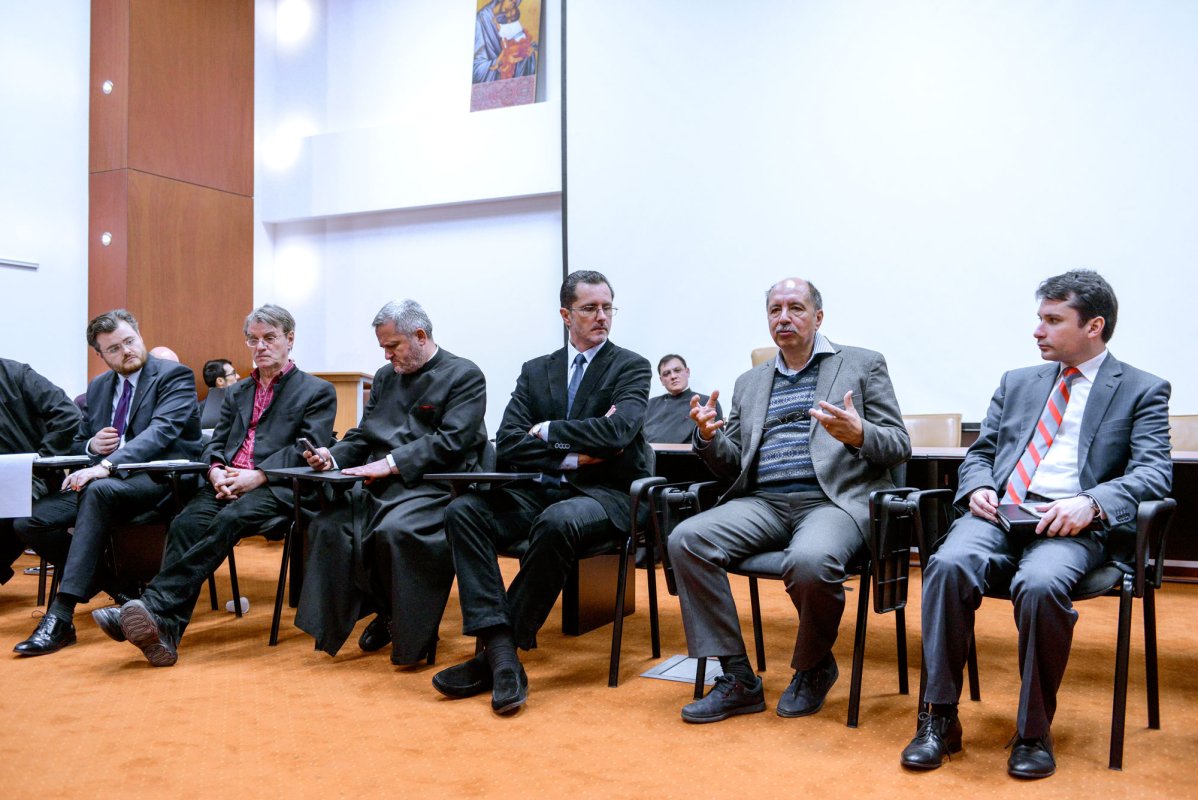 Strategie de comunicare unitară 64127