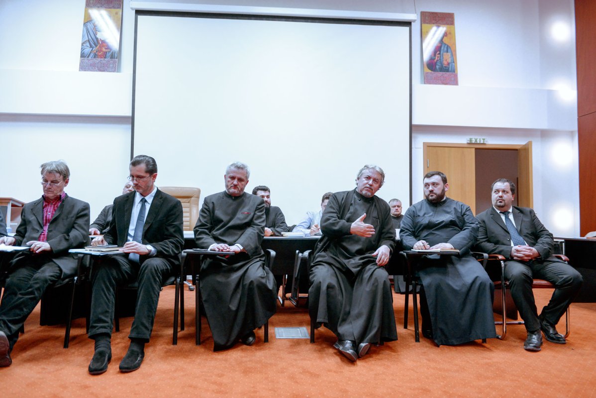 Strategie de comunicare unitară 64128