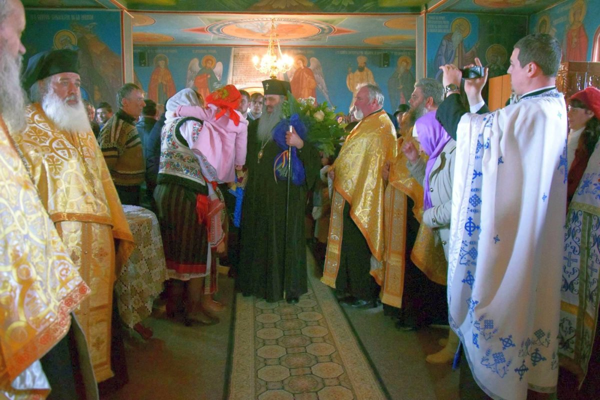 Vizite arhiereşti în Protopopiatul Botoşani 63894