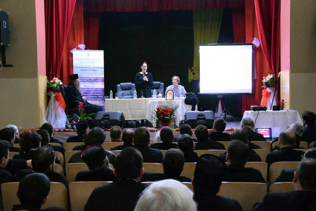 Conferinţă semestrială preoţească cu tema „Preotul şi tânărul împreună pe drumul către Dumnezeu“ 63832
