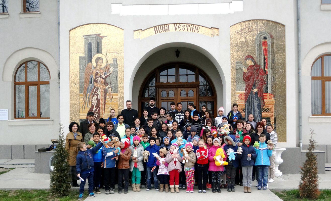 Daruri de cântec şi poezie 63696