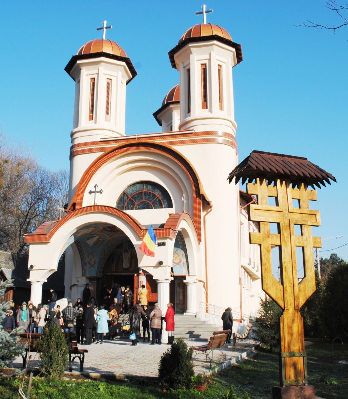 Eveniment dedicat Mitropolitului Bartolomeu 63641