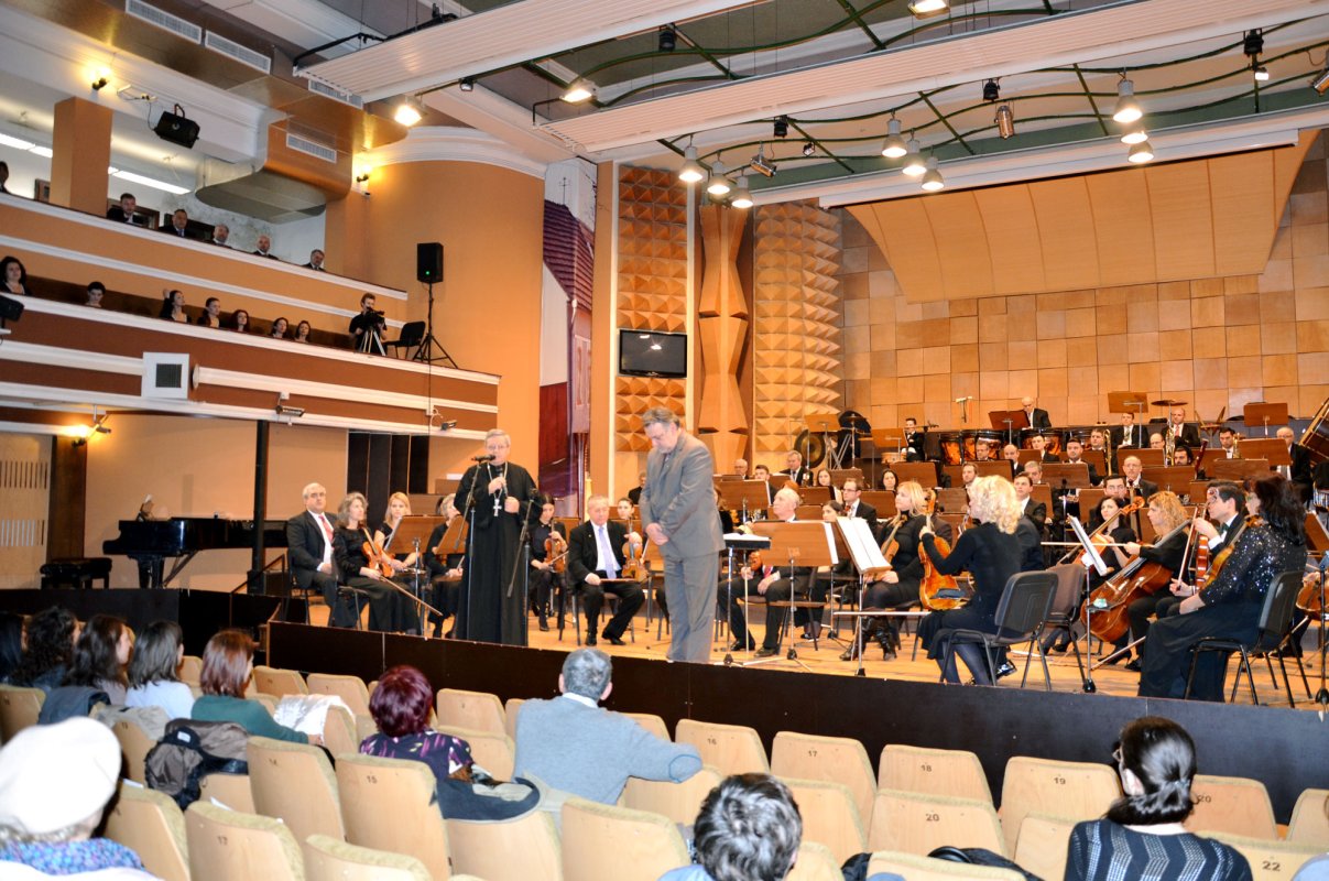 Arhiepiscopia Timișoarei, alături de o tânără olimpică 63616