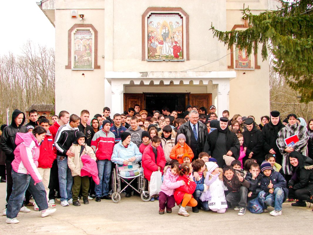 Copilăria altfel la centrul din Recaș 63565