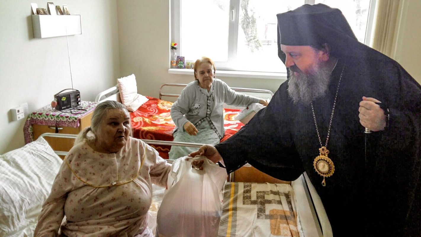 Slujire arhierească la Parohia Ciolpani din Ilfov 63556