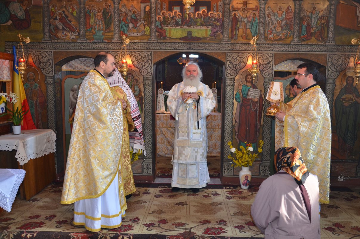 Slujiri în Duminica lăsatului sec de brânză 63545