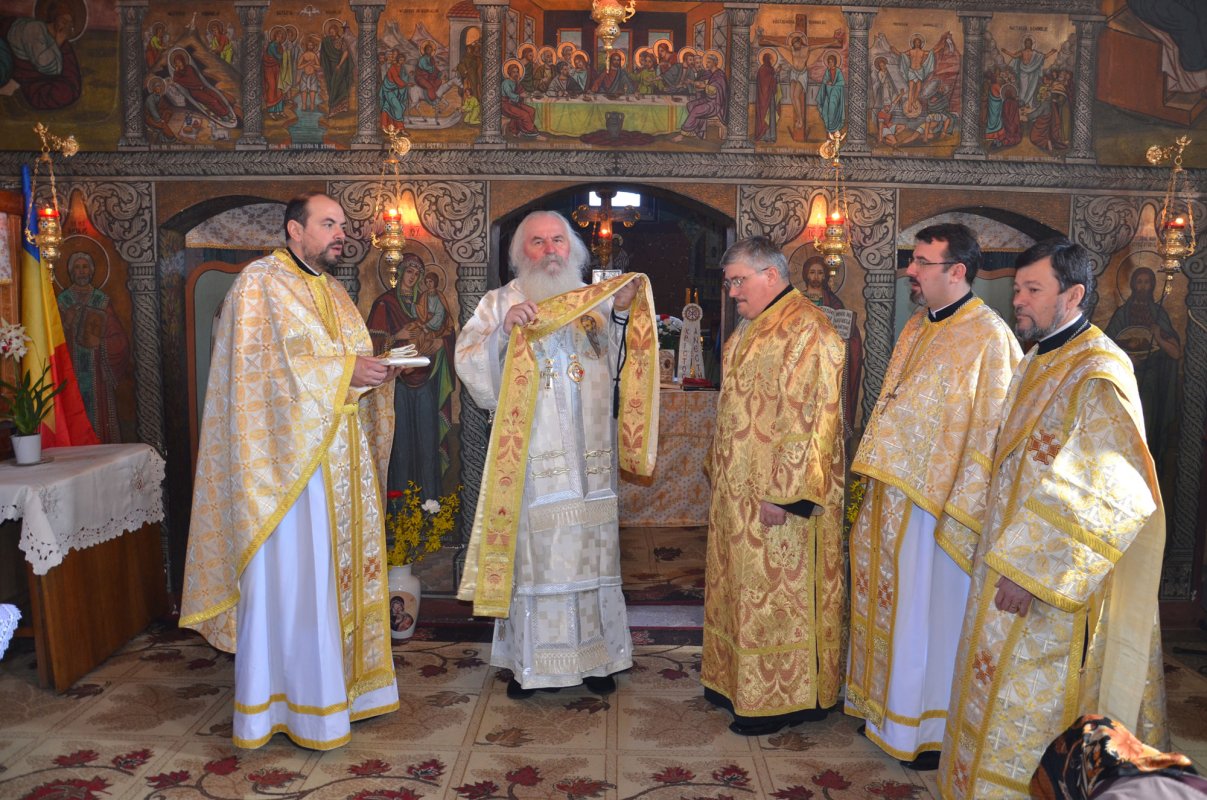 Slujiri în Duminica lăsatului sec de brânză 63547