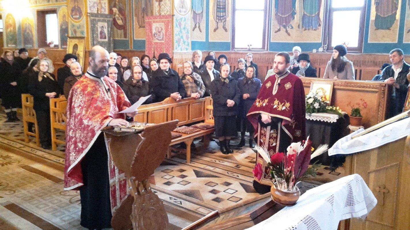 Seri duhovniceşti în parohii clujene 63477