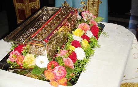 Brâul Maicii Domnului va fi adus la Braşov şi Sibiu 63295