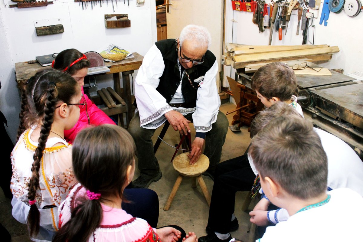 Constantin Brâncuși omagiat la Curtea de Argeș 63340