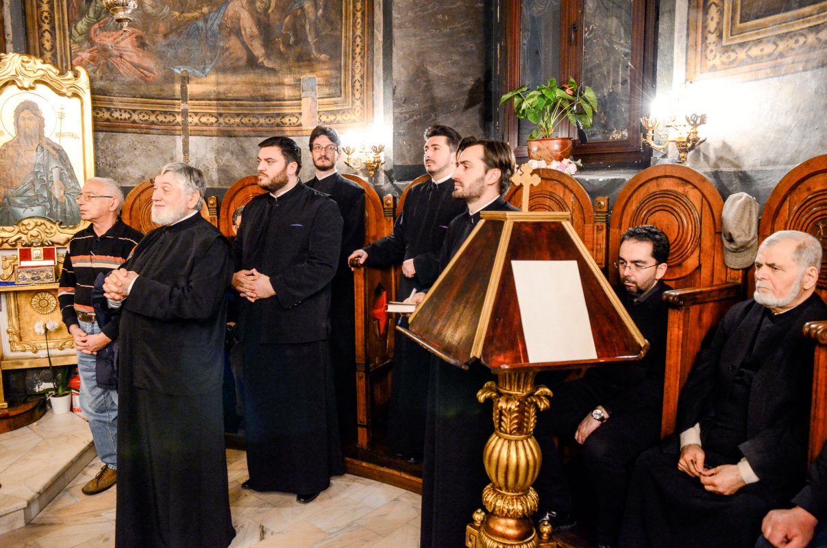 Despre adunarea interioară la rugăciune 63329