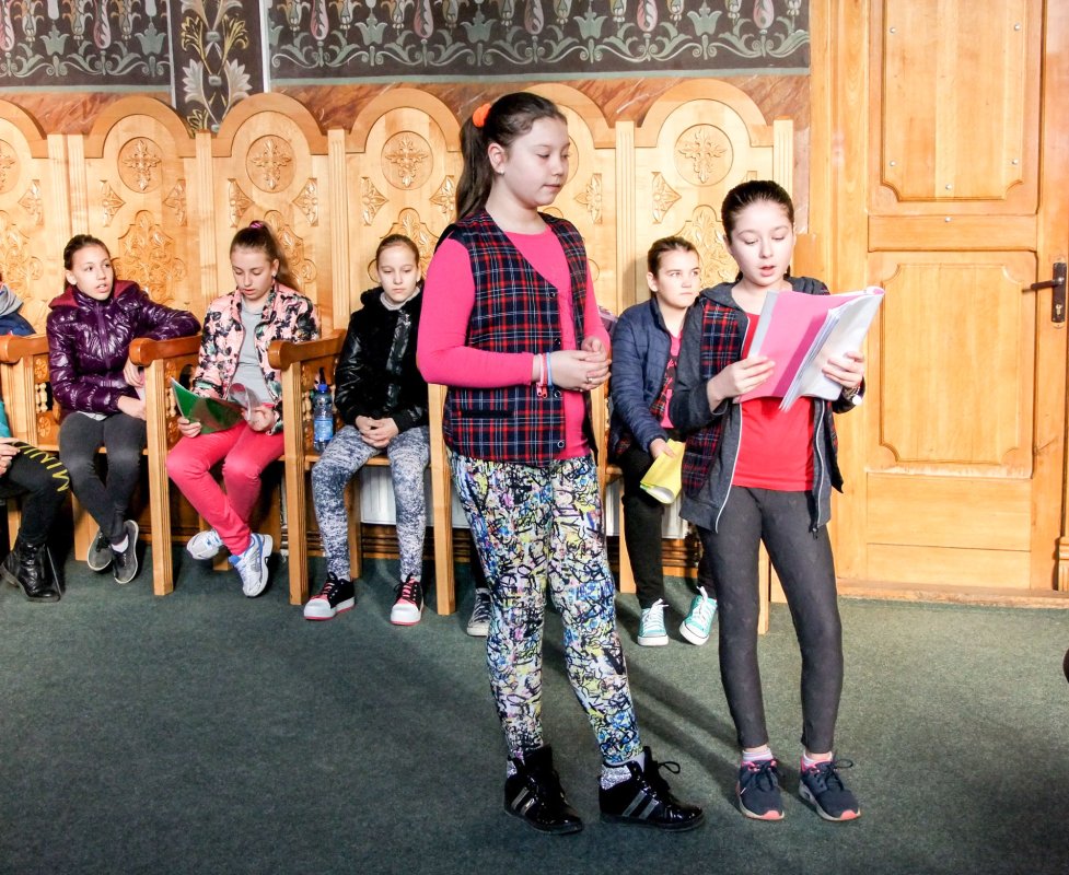 O lecție propusă de elevi despre sfinți 63256