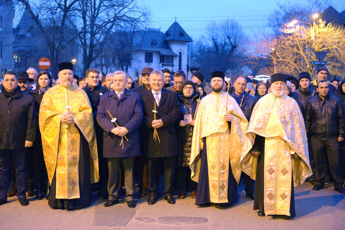 Litanie cu sfinte icoane în centrul Capitalei 63209