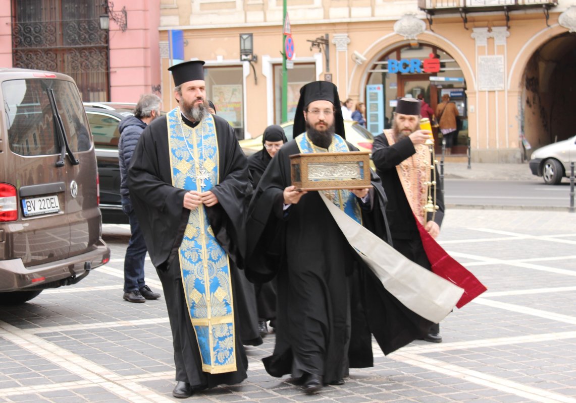 Brâul Maicii Domnului se află la Braşov 63039