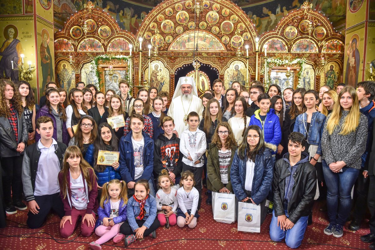 Recunoştinţă pentru iubitorii orei de religie 63087