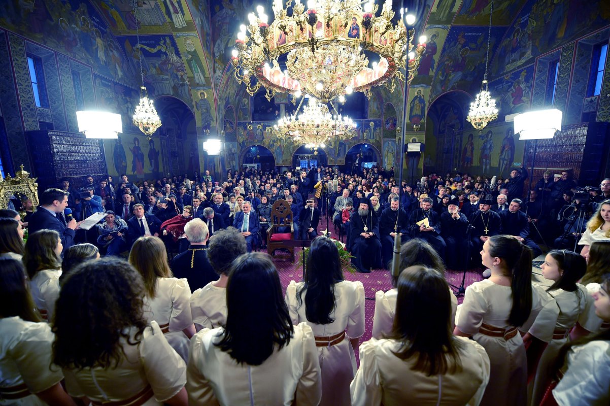 Recunoştinţă pentru iubitorii orei de religie 63091