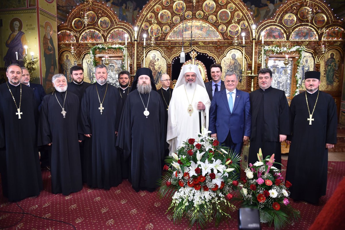 Recunoştinţă pentru iubitorii orei de religie 63092