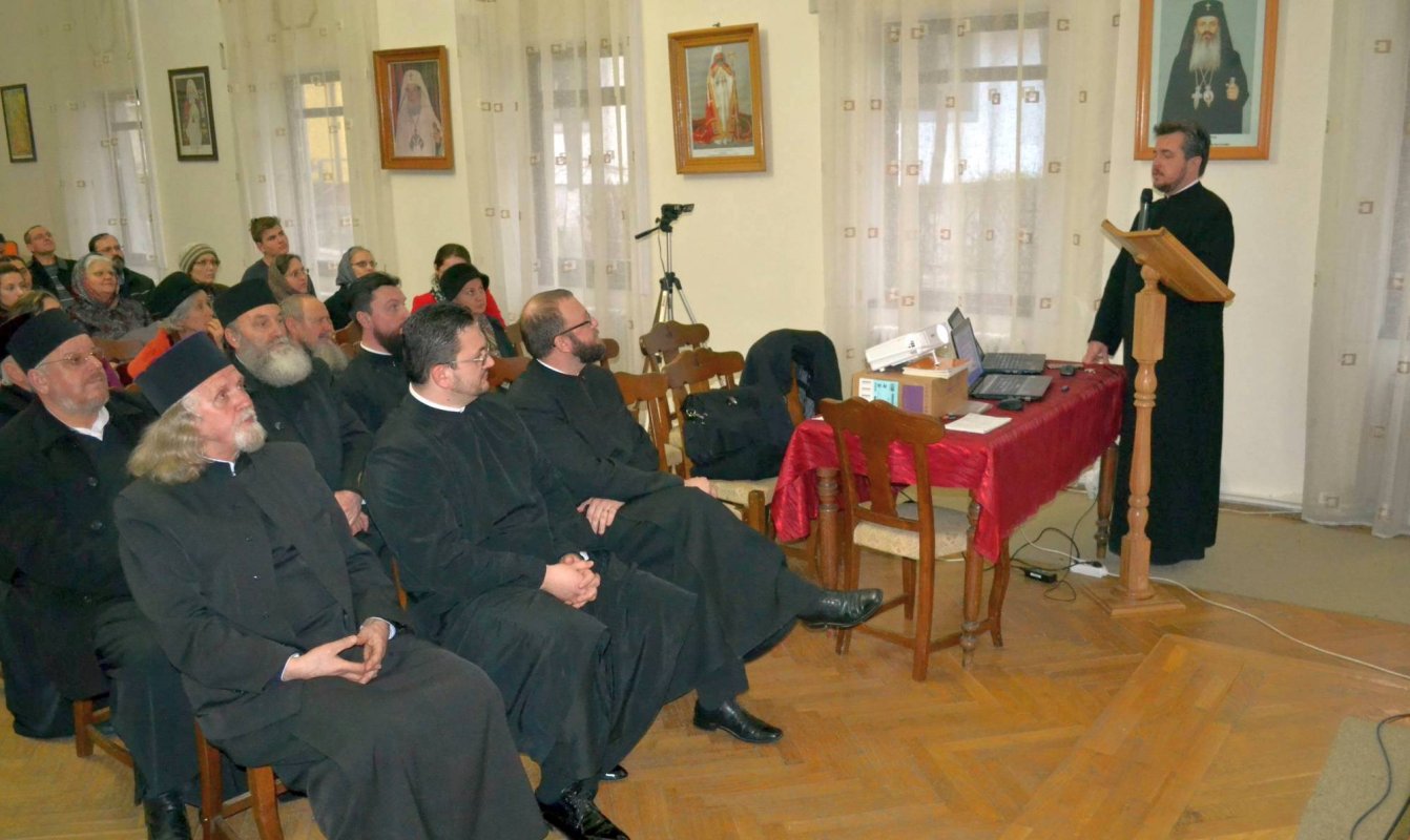 Conferinţa „Dumnezeu - Mântuitorul“, la Botoşani 62957