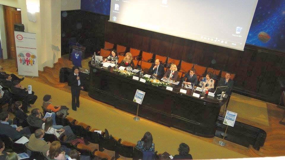 „Promovarea demnităţii umane: profesionişti şi servicii sociale“ 62958