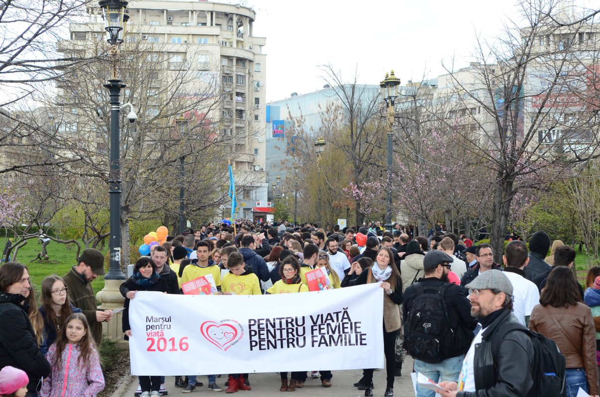 Împreună pentru viaţă şi familie 62795