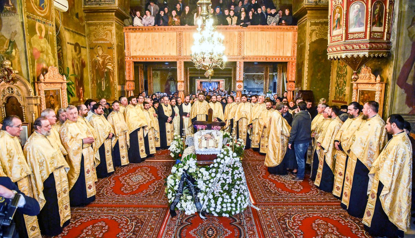 Un slujitor harnic şi milostiv al Bisericii noastre 62808